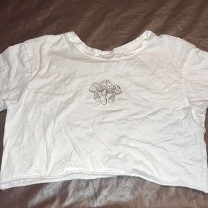 White mushroom cropped tee